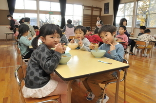おいしいそばをいただきます