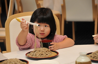 賞味会では風味豊かなそばを堪能