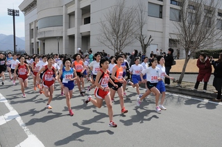 中学生女子のスタート