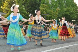 フラダンスで盛り上げました