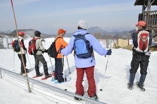 月山や葉山、鳥海山を望む絶景が広っていました