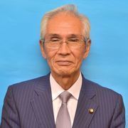 村山俊雄