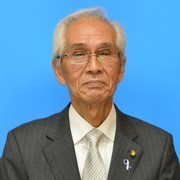 村山　俊雄